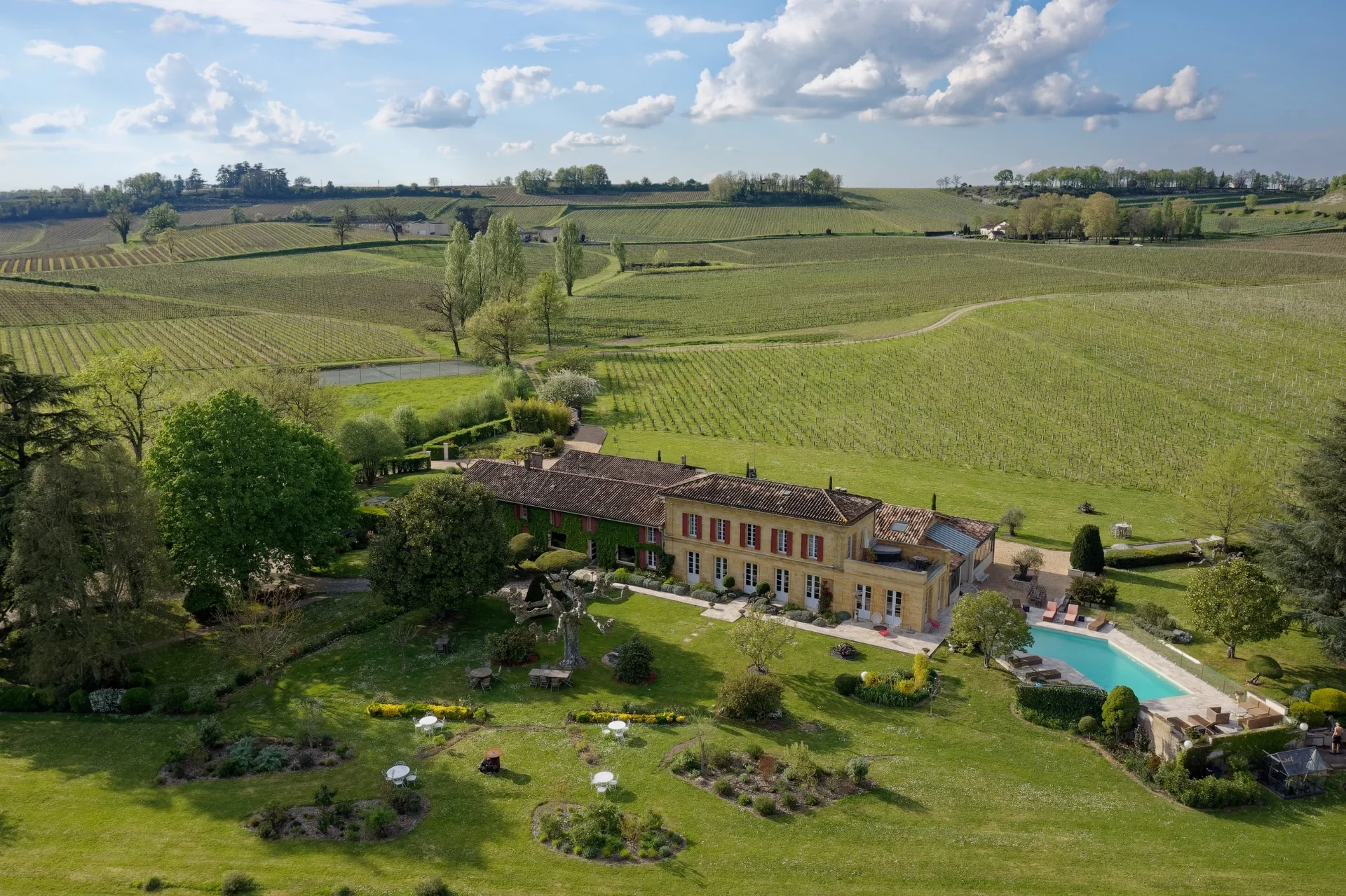 Château du Palanquey in Sainte-Colombe