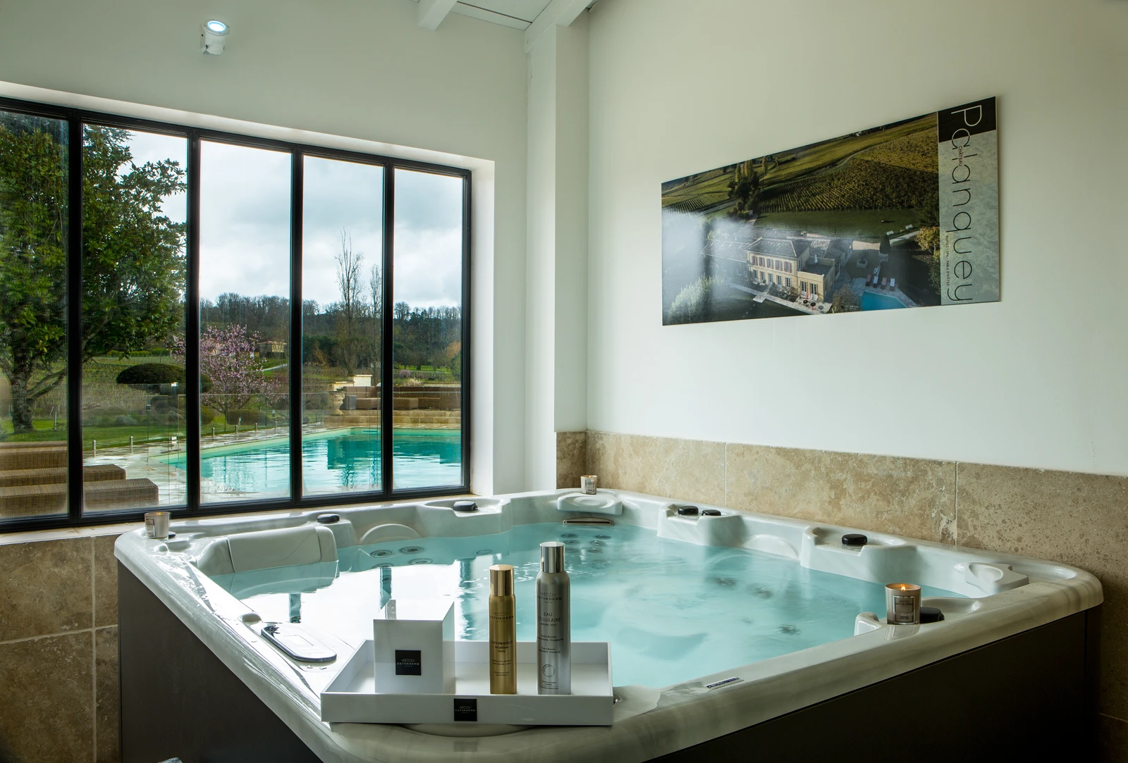 Jacuzzi at the Palanquey spa