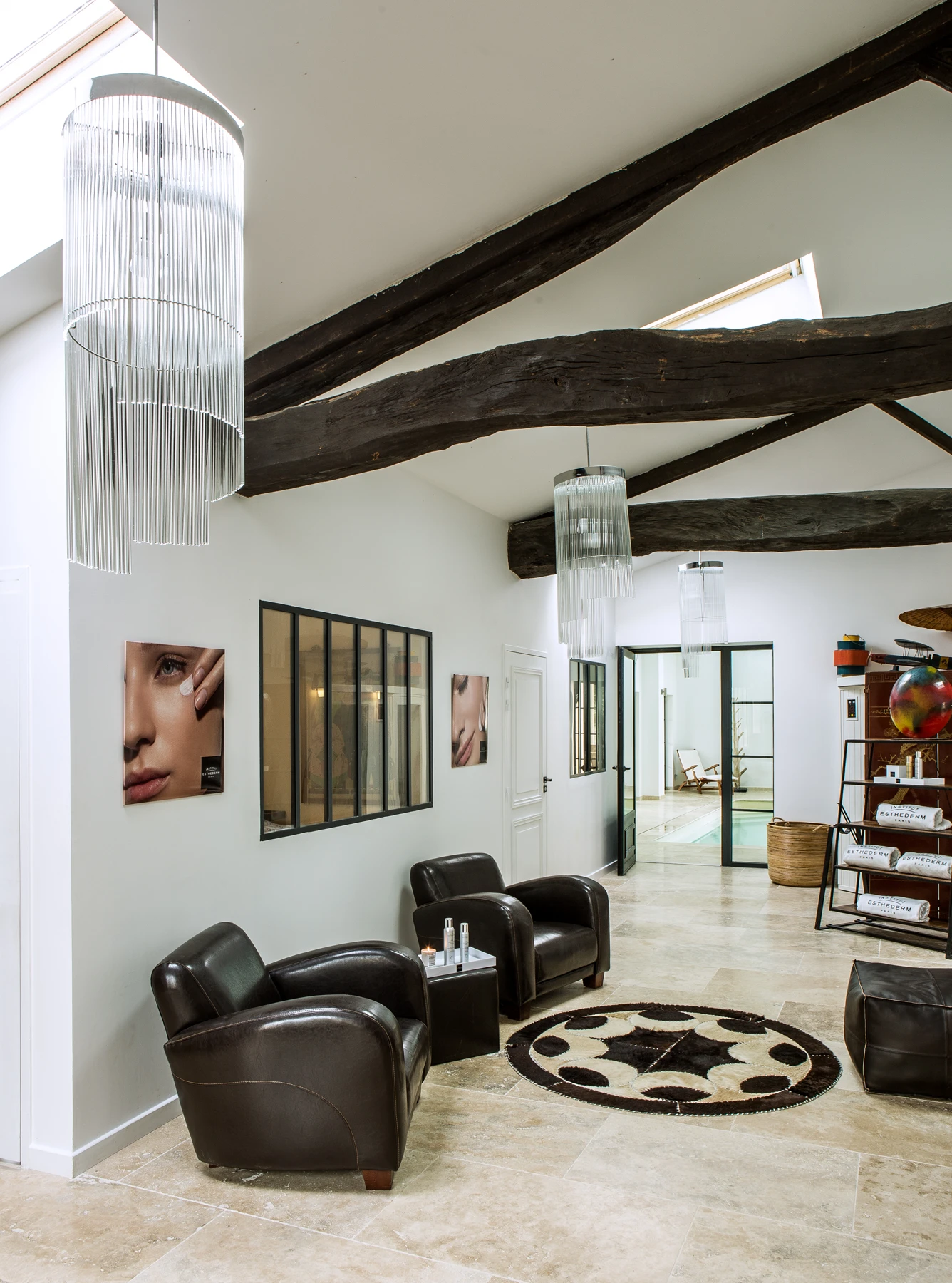 Relaxation lounge at the Palanquey spa
